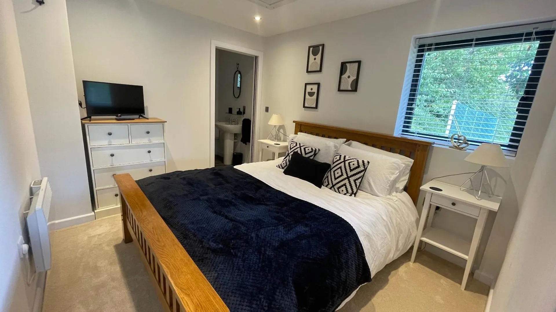 Apartment Lake View Wimborne Minster
